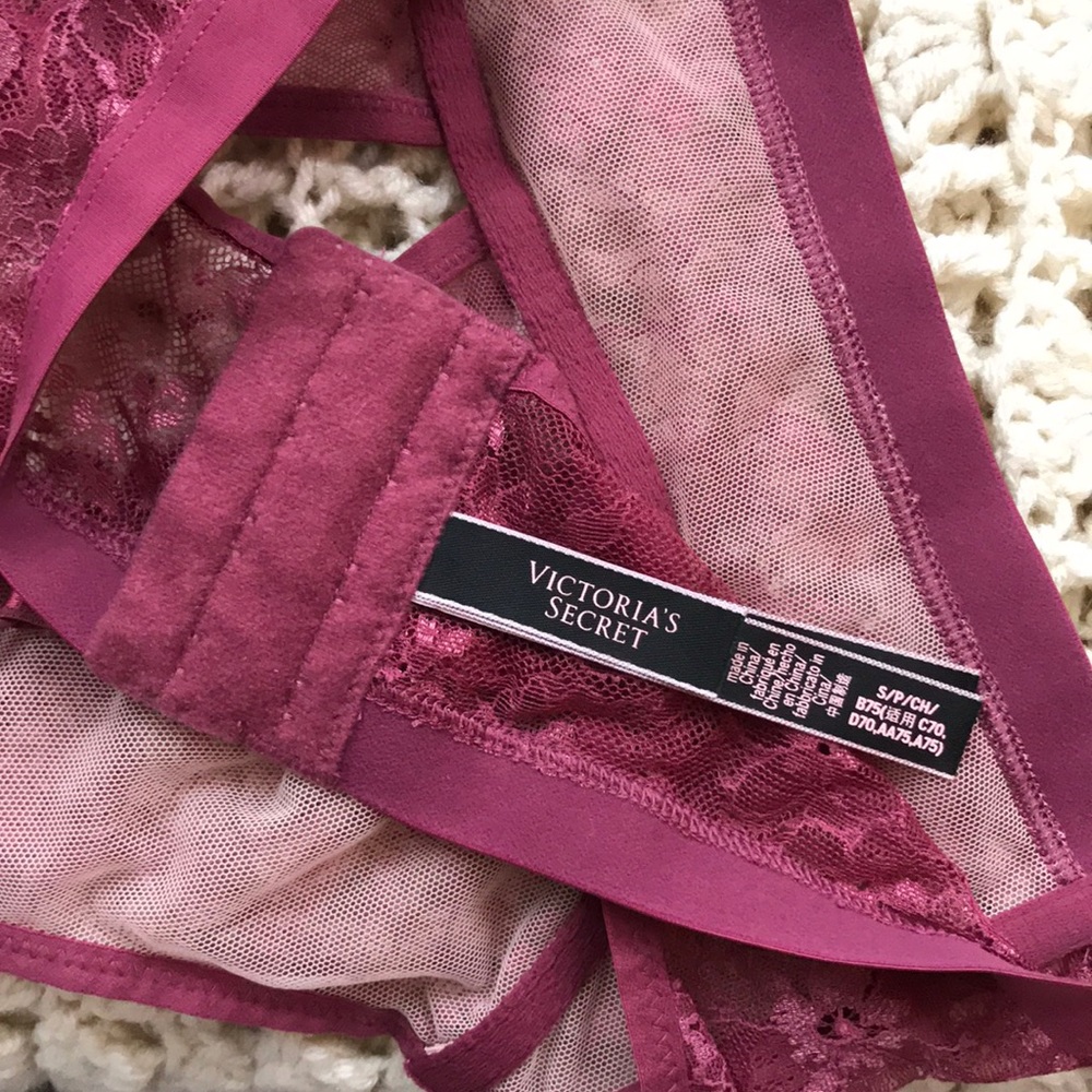 SOLD Like new Victoria’s Secret Very Sexy plum laced corset bra bralette - Picture 3 of 4